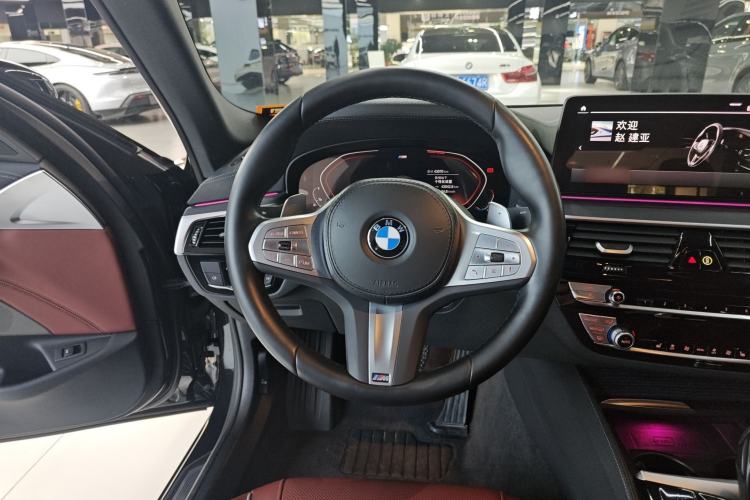 Used BMW 5 Series 2023 530Li Leading Model M Sport Package Steering Wheel