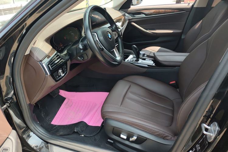 Used BMW 5 Series 2020 525Li Luxury Package
