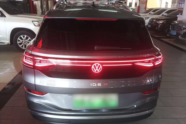 Used Volkswagen ID.6 X 2023 Pure Long-Range Version Rear