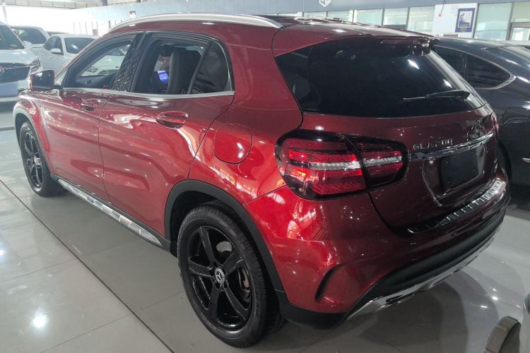 Used Mercedes-Benz GLA 2019 GLA 200 Fashion Model Exterior 6