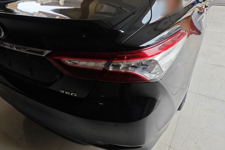 Used Toyota Camry 2018 2.5G Luxury Edition Right Rear Taillight