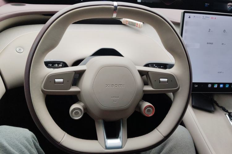 Used Xiaomi Auto YU7 2025 Ultra-Long Range High-Performance All-Wheel-Drive Max Edition