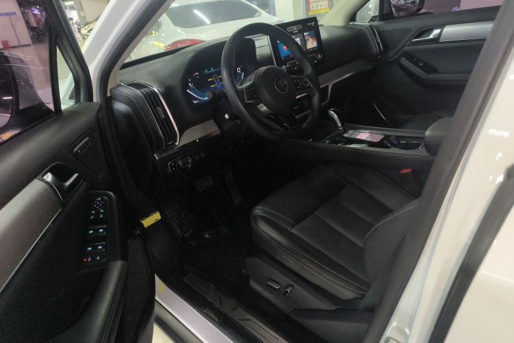 Used BYD Tang 2018 2.0T Automatic SmartConnect Prestige 7-Seater China V Standard
