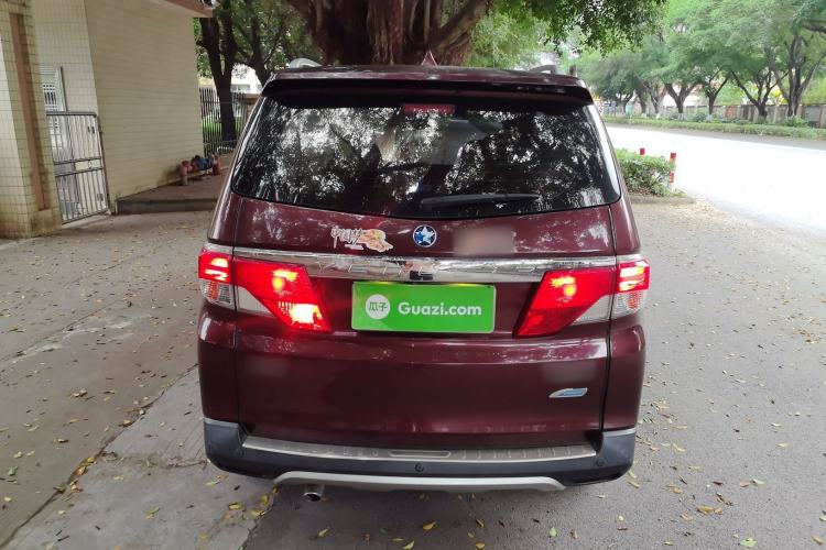 Used Venucia M50V 2017 1.6L XL CVT Luxury Edition Rear