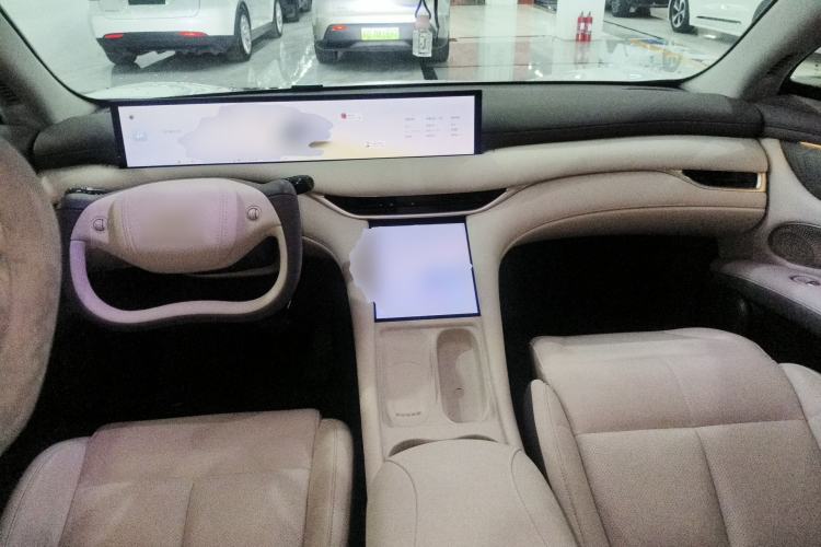 Used IM LS6 2025 Lingxi Intelligent Driving Edition Center Console