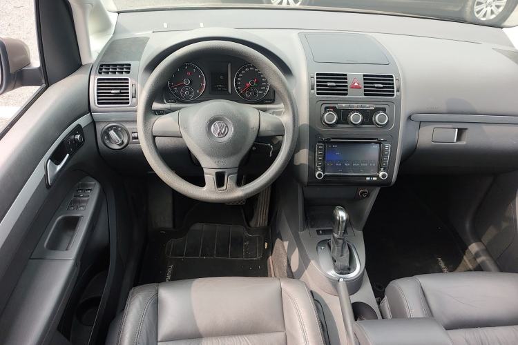 Used Volkswagen Touran 2015 1.4T DSG Comfort Edition 5 Seats Steering Wheel