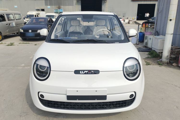 Used CHANGAN NEVO Lumin 2026 Model Treasure Edition 205km Passionate Beige Ningde Front