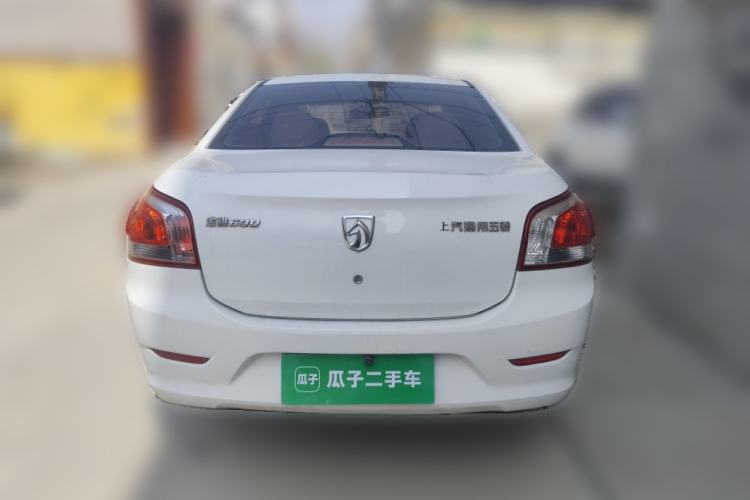 Used Baojun 630 2011 1.5L manual Comfort trim level