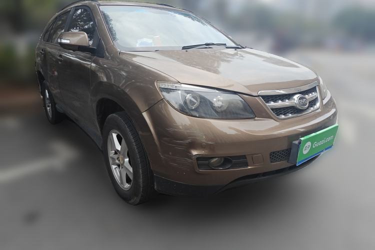 Used BYD S6 2014 2.4L Automatic Prestige 5-Seater