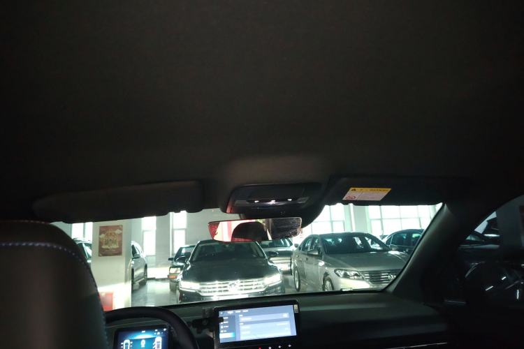 Used MG 4 EV 2022 425 km Luxury Edition