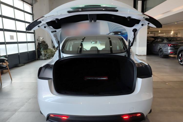 Used Tesla Model 3 2025 Rear-Wheel-Drive Version