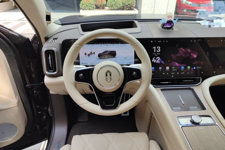 Used Hima AITO M9 2025 Extended-Range Max Version 52 kWh 5-Seater Edition