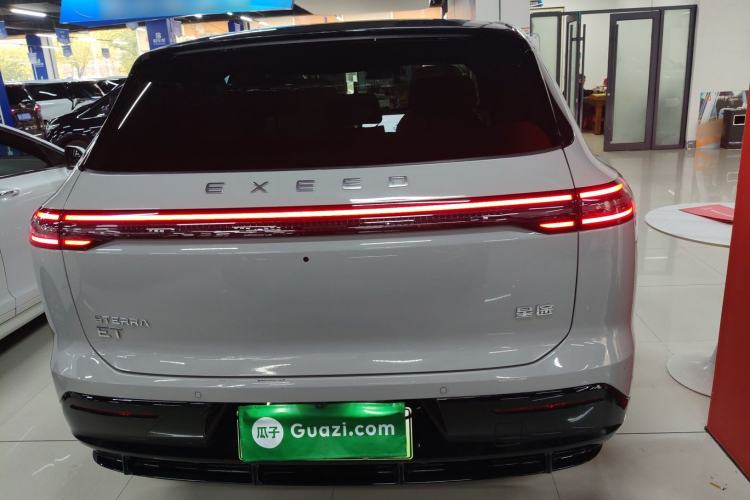 Used EXEED Star Era ET 2024 Extended-Range 240 Ultra All-Wheel Drive Exterior 4