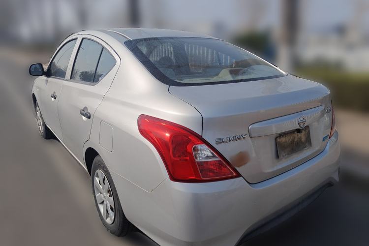 Used Nissan Sunny 2015 1.5XE Manual Comfort Edition

