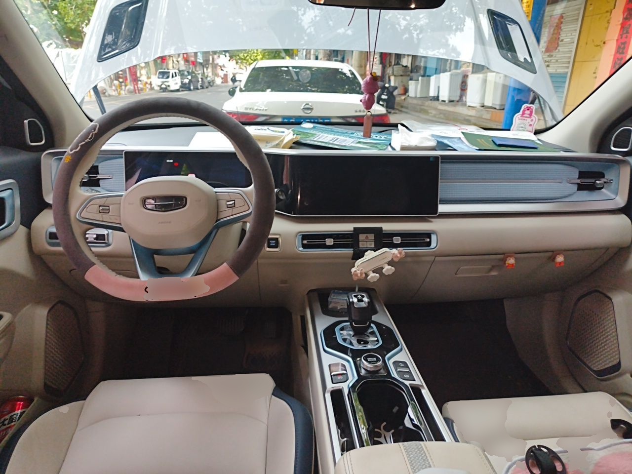 Geely Auto icon 2023 1.5TD Star Player — снимка 9