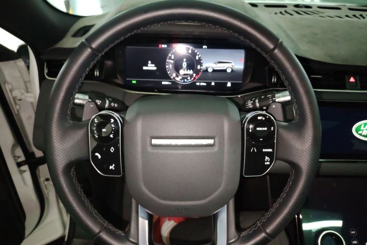 Used Land Rover Range Evoque 2020 249 PS R-DYNAMIC SE Sport Technology Edition Steering Wheel