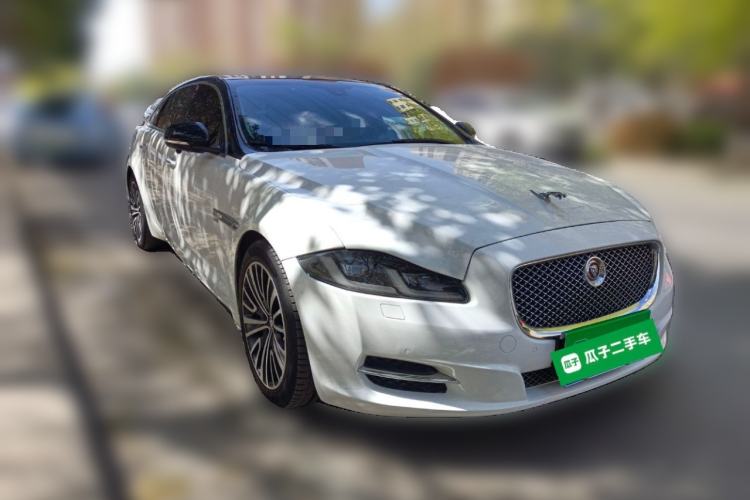 Used Jaguar XJ 2015 XJL 3.0 SC Four-Wheel Drive Luxury Business Edition Front Right 45 Deg