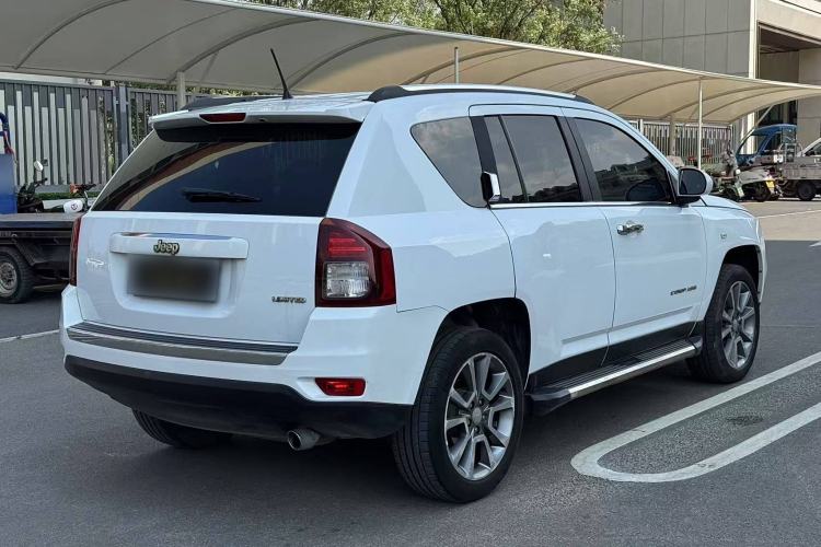 Used Jeep Compass 2014 2.0L two-wheel drive luxury version