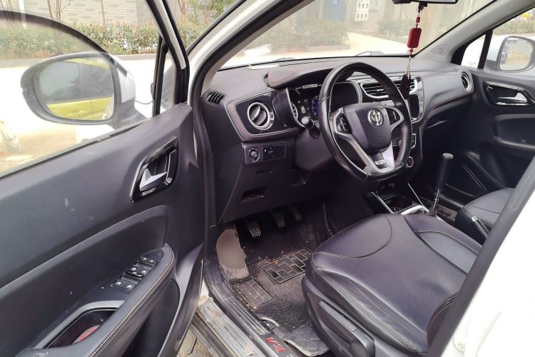 Used Brilliance V3 2016 1.5L Manual Smart Version
