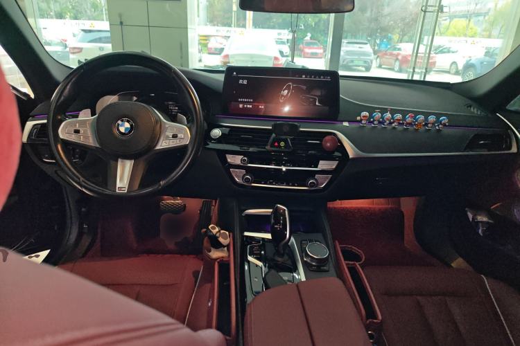 Used BMW 5 Series 2023 530Li Leading Model M Sport Package Center Console