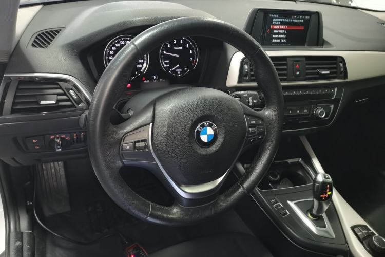 Used BMW 1 Series 2018 118i Leading Model Steering Wheel