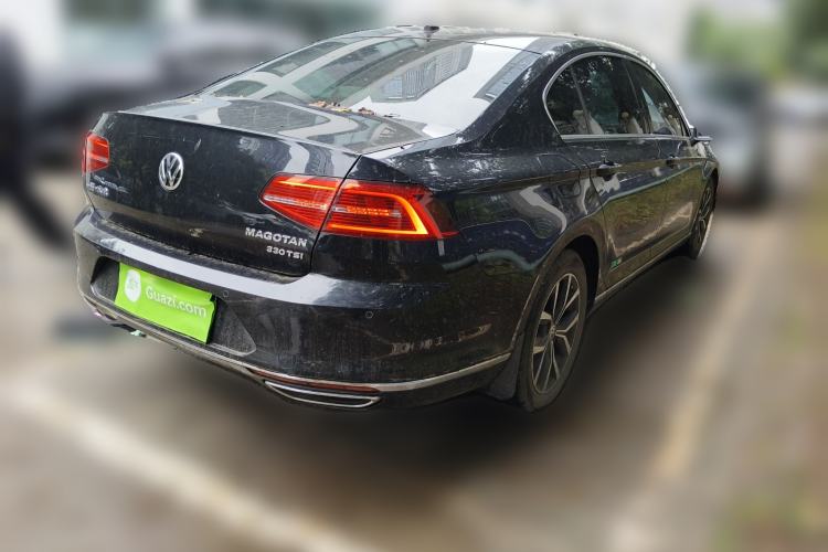 Used Volkswagen Magotan 2017 330TSI DSG Luxury Model