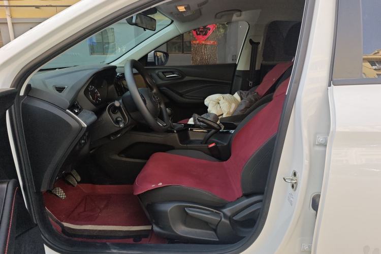 Used MG 5 2023 180 DVVT Manual Fashion Edition
