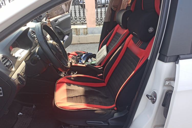 Used Volkswagen Jetta 2015 1.6L Manual Comfort Model