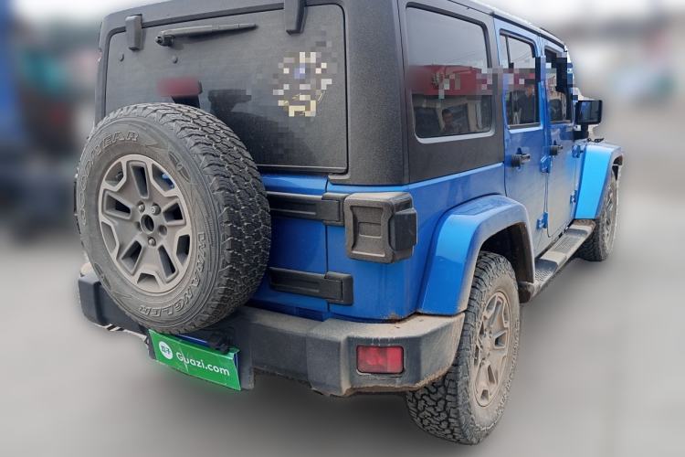 Used Jeep Wrangler 2015 3.0L Sahara Four-Door Edition