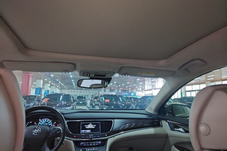 Used Buick LaCrosse 2018 28T Avenir