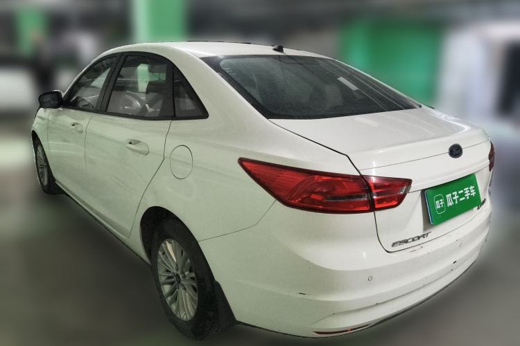 Used Ford Escort 2015 1.5L Manual Comfort Model
