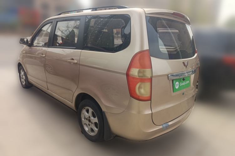 Used Wuling Hongguang 2014 1.2L Standard Model China IV