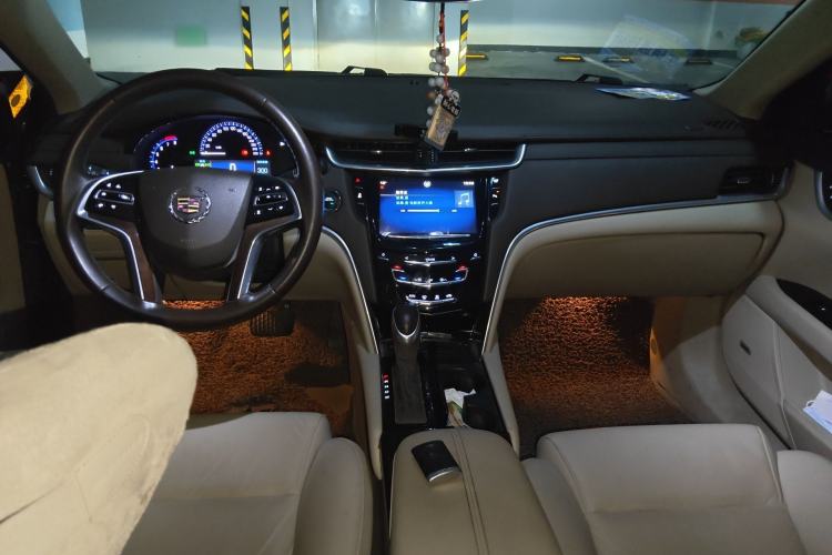 Used Cadillac XTS 2014 28T Comfort Version
