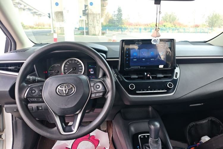 Used Toyota Corolla 2021 Dual-Engine 1.8L E-CVT Pioneer Edition
