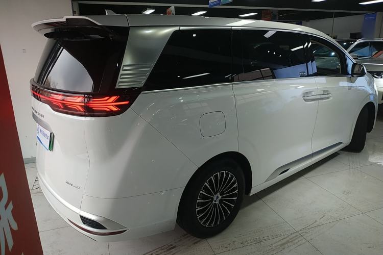 Used Denza D9 2024 DM-i 980 Four-Wheel Drive Prestige Model