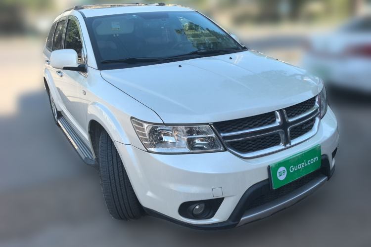 Used Dodge Journey 2013 2.4L Two-Wheel Drive Luxury Version