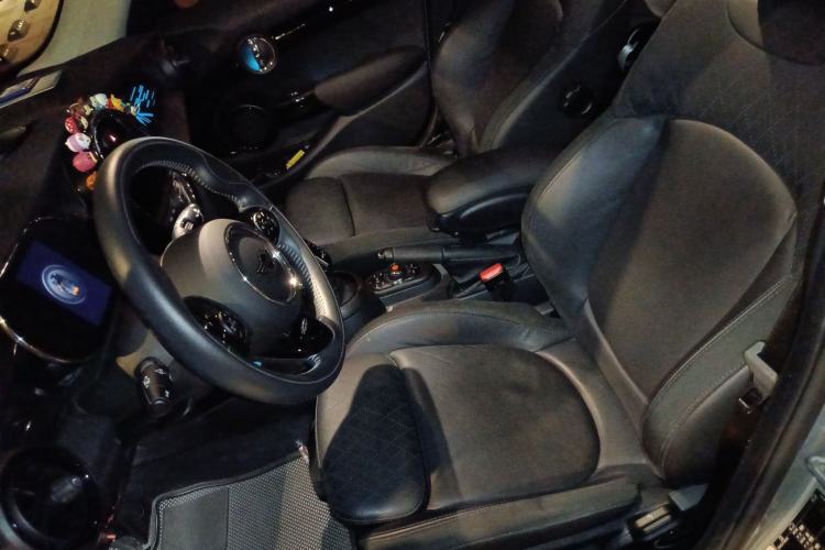 Used MINI 2021 1.5T COOPER Artist
