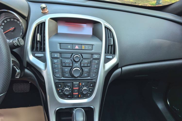 Used Opel Astra 2014 1.4T GTC Sport Model