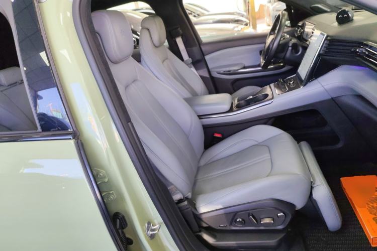 Used Nio ES6 2019 430KM First-Edition Commemorative Version
