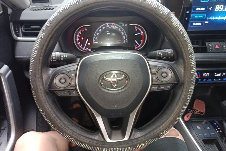 Used Toyota RAV4 2020 2.0L CVT Two-Wheel Drive Fashion Edition
