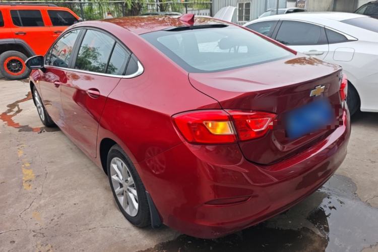 Used Chevrolet Cruze 2017 1.5L Manual Xuanfeng Edition
