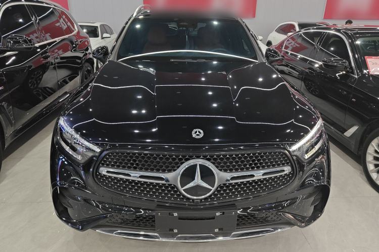 Used Mercedes-Benz GLC 2024 GLC 260 L 4MATIC Luxury Model 5 Seats Front