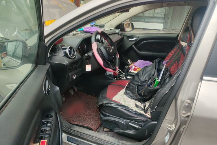 Used Soueast DX3 2018 1.5L Manual Luxury Model Driver Seat