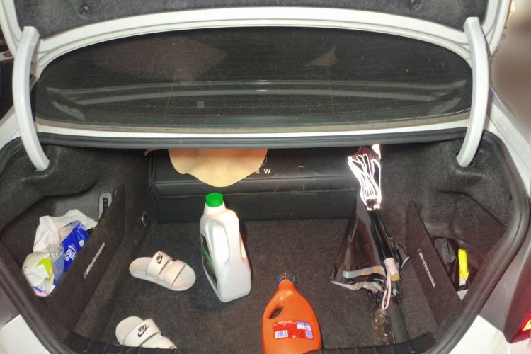 Used BMW 5 Series 2014 525Li Leading Model Trunk