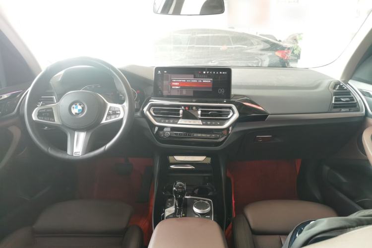 Used BMW X3 2022 xDrive25i M Sport Package Center Console