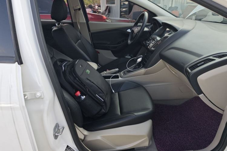 Used Ford Focus 2017 Sedan 1.6L Automatic Comfort Plus SmartDrive Edition
