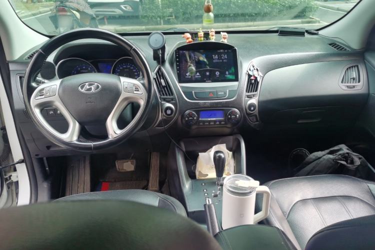 Used Hyundai ix35 2013 2.0L Automatic Two-Wheel Drive Smart GLS China IV Standard