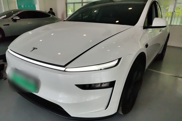Used Tesla Model Y 2025 Rear-Wheel Drive First Edition