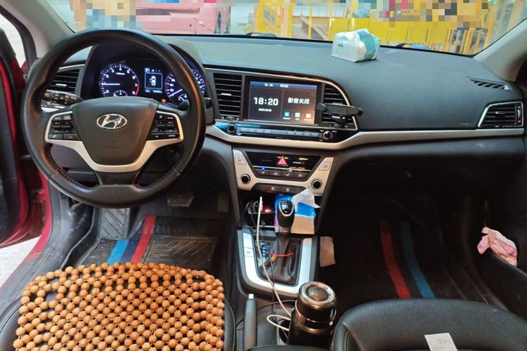 Used Hyundai Elantra (6th Generation / Lingdong) 2016 1.6L Automatic ZhiXuan – Elite Version Center Console
