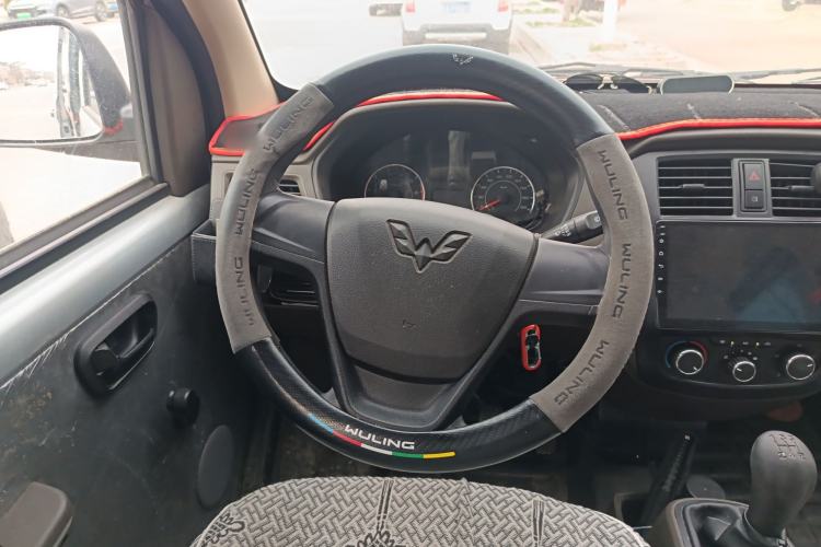 Used Wuling Rongguang S 2023 1.5L Base Version 5/7 Seats
